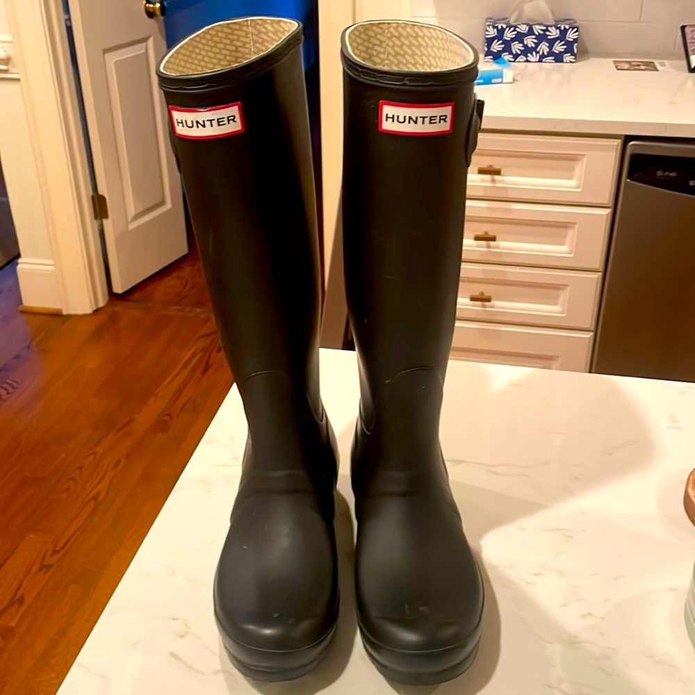 Hunter tall black rain boot sz 7